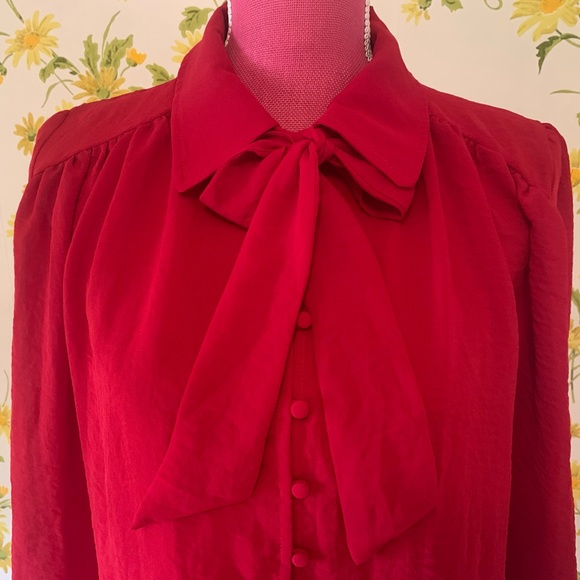 NWT Tie neck button up oversize blouse size M - Picture 10 of 17